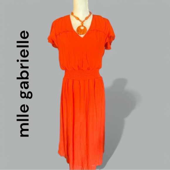 Mlle Gabrielle Beautiful, Stunning Dress, NEW - Picture 1 of 4